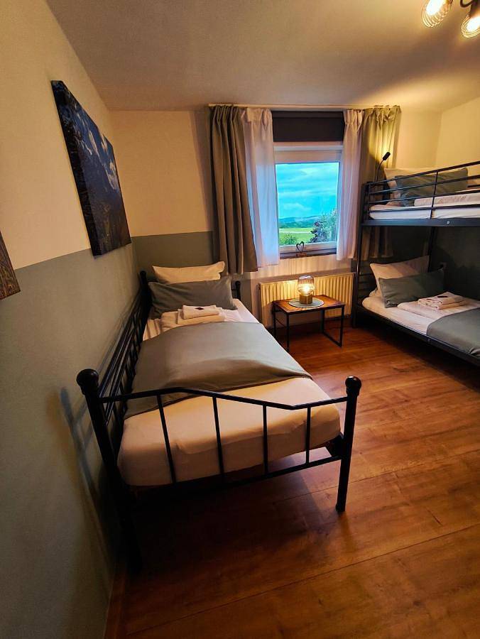 Ferienwohnung für 6 Personen, mit Terrasse und Garten sowie Ausblick in Hohenpeißenberg - 4