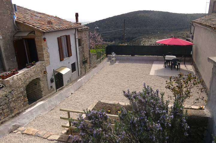 Holiday home for 4 people, with balcony and garden - 1