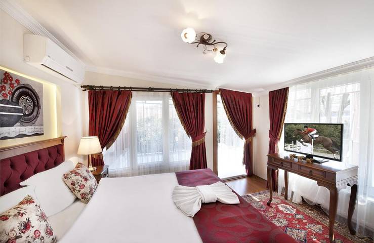 Room for 6 people in Turkey