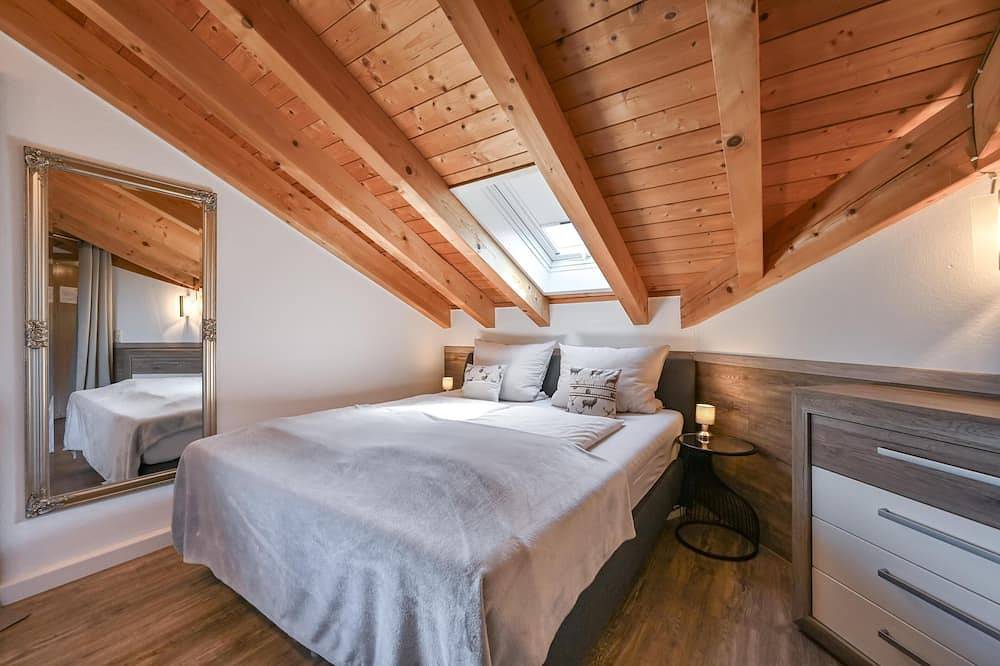 Ganze Wohnung, Ferienwohnung \"Chalet im Landhaus Schlossblick\" in Neuschwanstein, Füssen