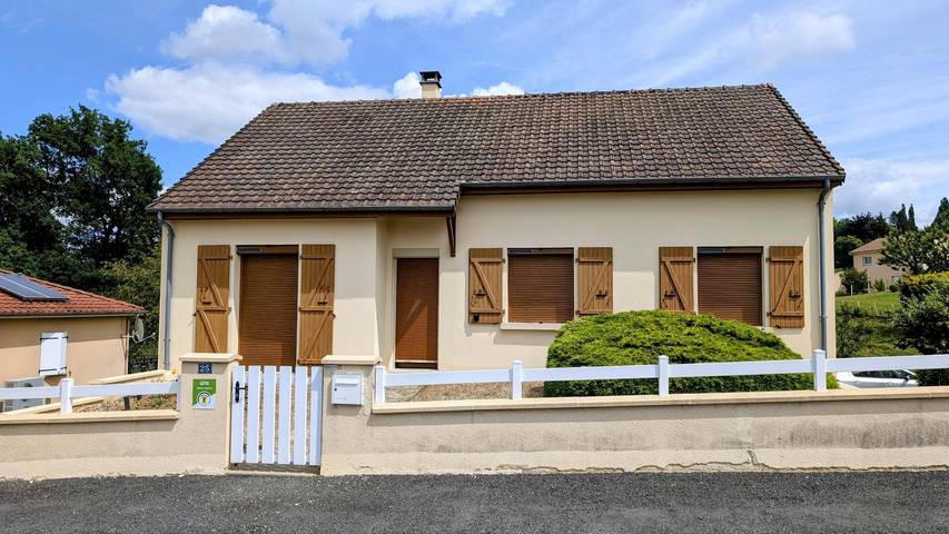 Gîte pour 6 personnes, avec Terrasse et Jardin