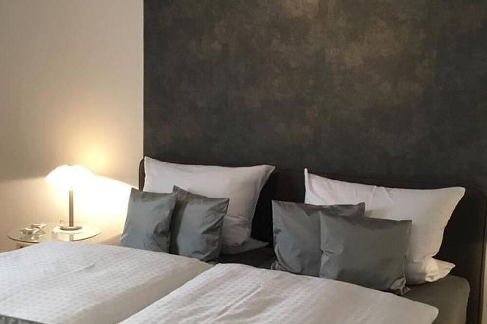 Ganze Wohnung, 4-Bett-Ferienwohnung Hochsitz - Komfort-Ferienwohnungen Walkmühle in Burg Eltz, Münstermaifeld