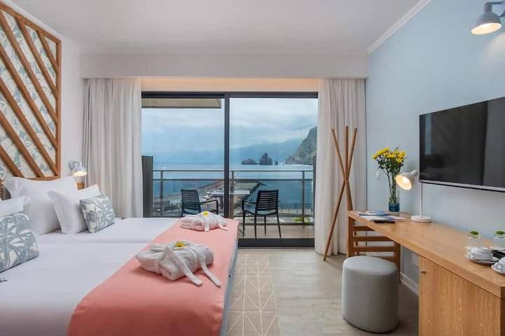 Oceanfront View w/ Balcony | Half Board | Infinity Pool Access | Near Beach in Madeira