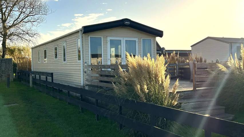 Camping für 4 Personen, mit Terrasse, mit Haustier in Holländische Küste