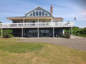 Vacation House for 8 Guests in Rhode Island, USA, Picture 1