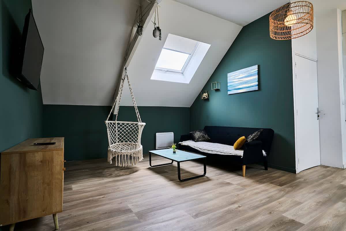 Ganze Wohnung, En déplacement 10, les combles wifi gratuit in Tourcoing, Lille und Umgebung