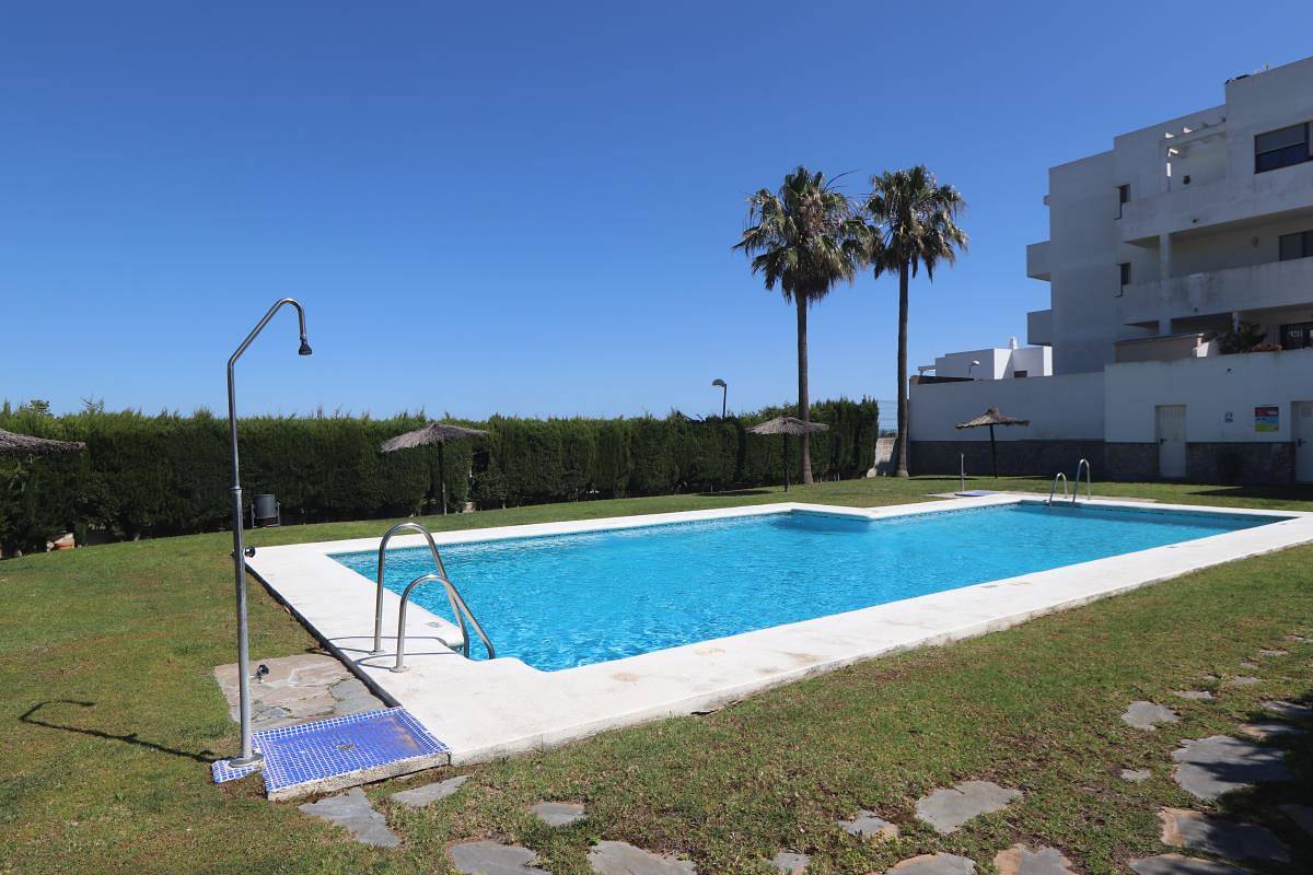 Ganze Wohnung, Ap. Nil - Moderne Ferienwohnung mit fantastischem Blick, Gemeinschaftspool und riesiger privater Dachterrasse in Conil de la Frontera, Costa de la Luz