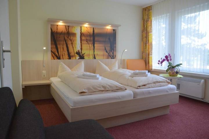 Hotel für 3 Personen, mit Whirlpool und Sauna sowie Garten in Dobin am See - 3
