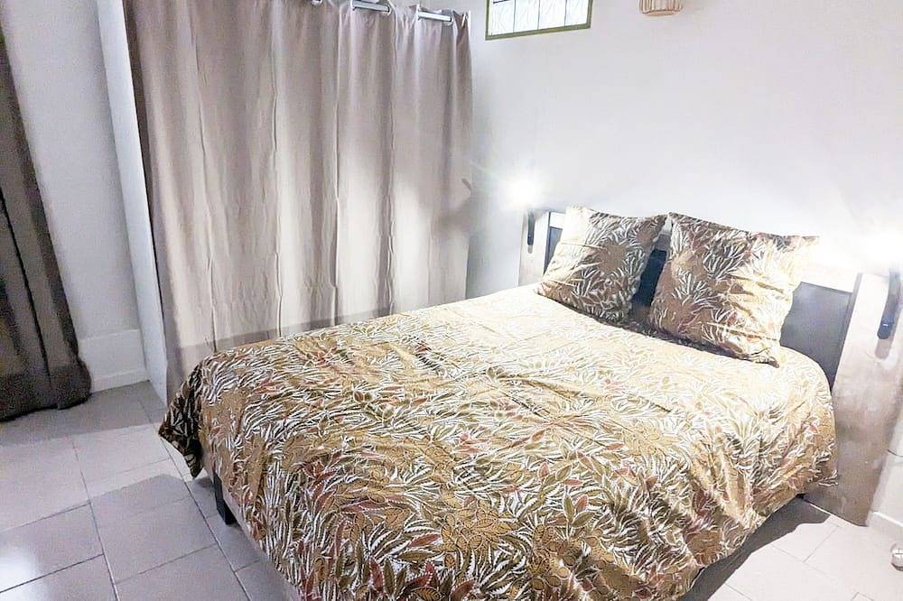 Appartement entier, Appartement avec balcon vue montagne Le Fort Résidence Les Rosalys in Villefranche-de-Conflent, Parc naturel régional des Pyrénées catalanes