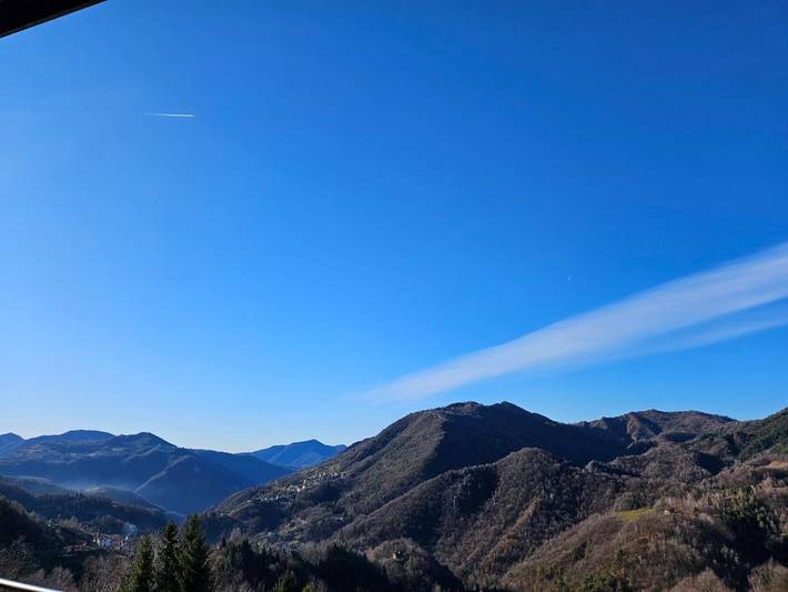 Gîte pour 4 personnes, avec vue et jardin, animaux acceptés dans Serina