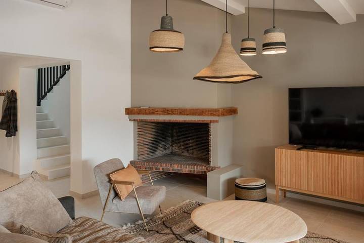Location de vacances pour 8 personnes, avec jardin et piscine ainsi que terrasse et vue dans Plage de Saint Cyprien (Lecci) - 4