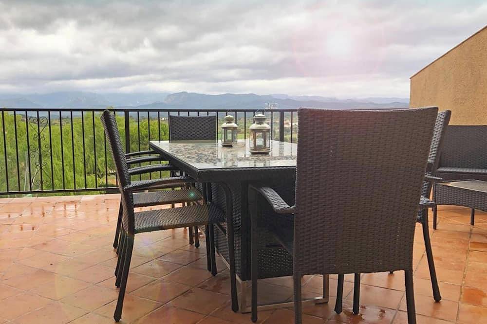 Homerez - House in Cretas with View in Cretas, Teruel Region