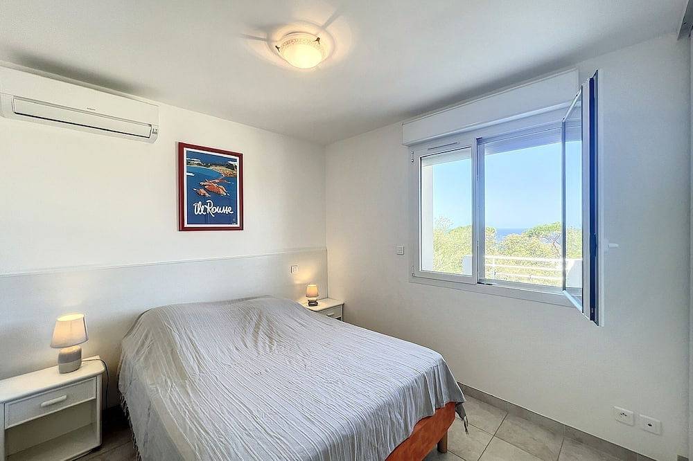 Appartement entier, A Corbara, bas de villa - belle vue mer - proche de la plage de Bodri. in Corbara, Région de Calvi