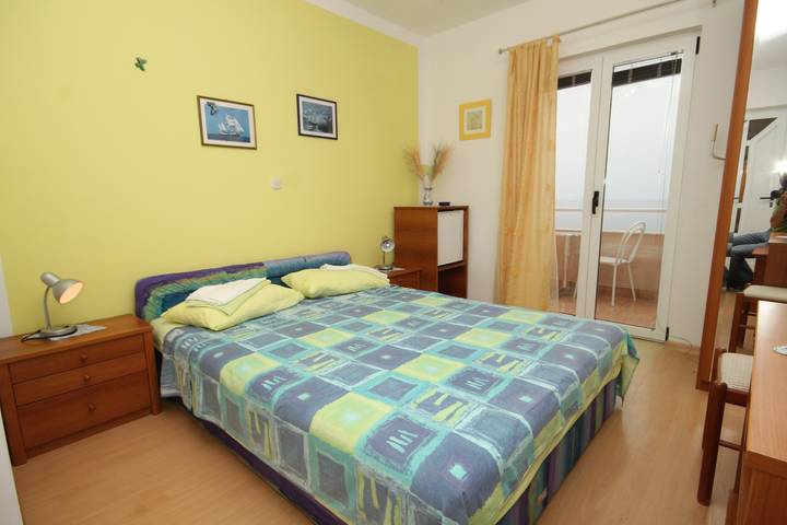 Ferienwohnung für 2 Personen, mit Balkon/Terrasse, mit Haustier auf Hvar