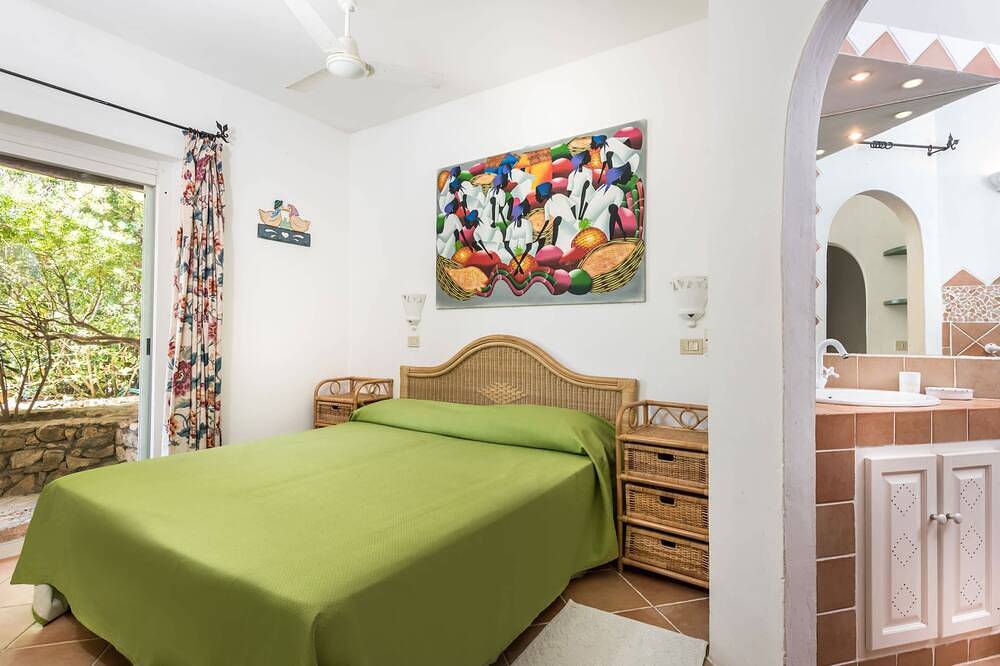 New! Villa Roberta - walk distance to Porto Cervo in Arzachena, Costa Smeralda