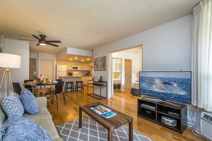 Vacation rental for 4 people, with pool and terrace in Kihei