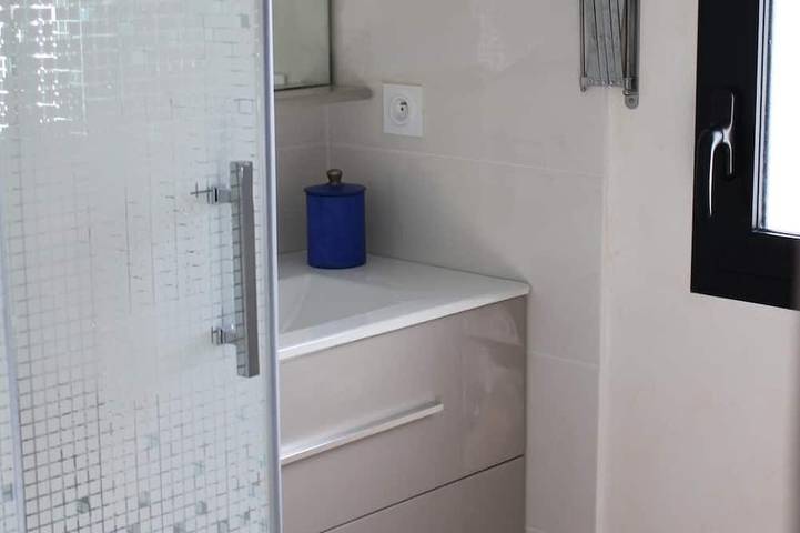 Location de vacances pour 4 personnes, avec jardin et terrasse dans Plage Sables Blancs - 3