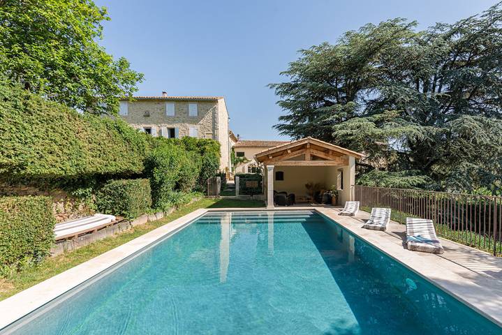 Gîte pour 4 personnes, avec jardin ainsi que terrasse et piscine en Ardèche - 2