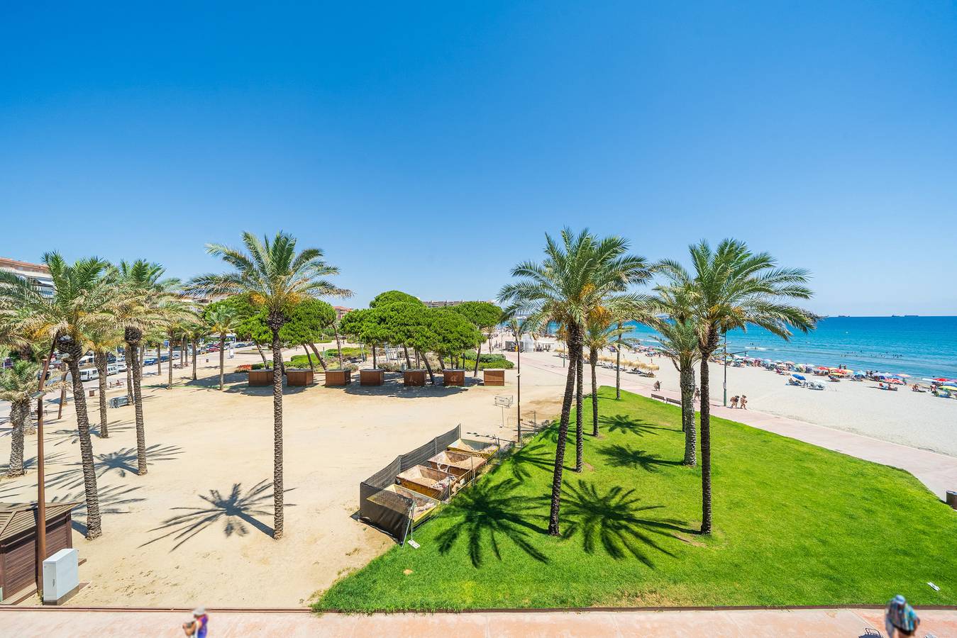 Apartamento entero, Apartamento de vacaciones para 6 personas con terraza in La Pineda, Platja de la Pineda