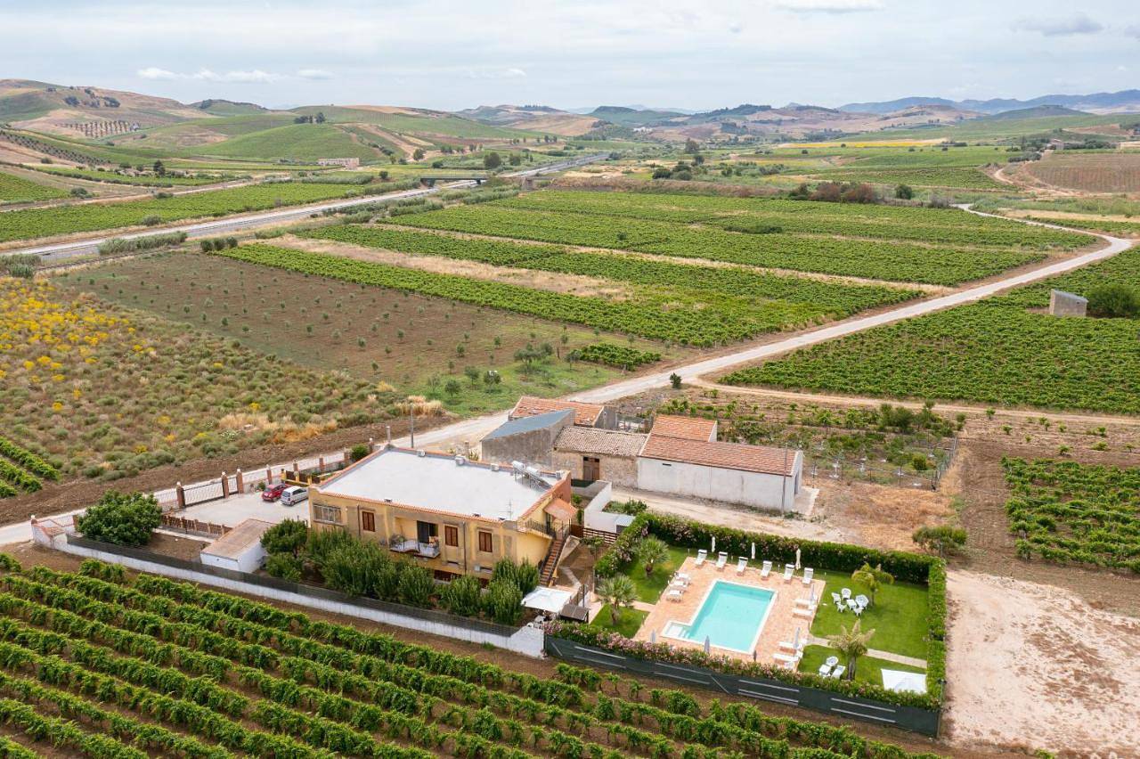 Twin Room with Private Bathroom in Alcamo, Provincia di Trapani