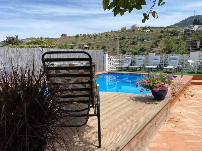 Chalet para 7 personas, con terraza y jardín además de vistas y piscina en Sierra de las Nieves - 3