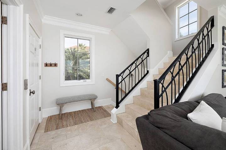 Villa for 12 people, with yard in Georgia