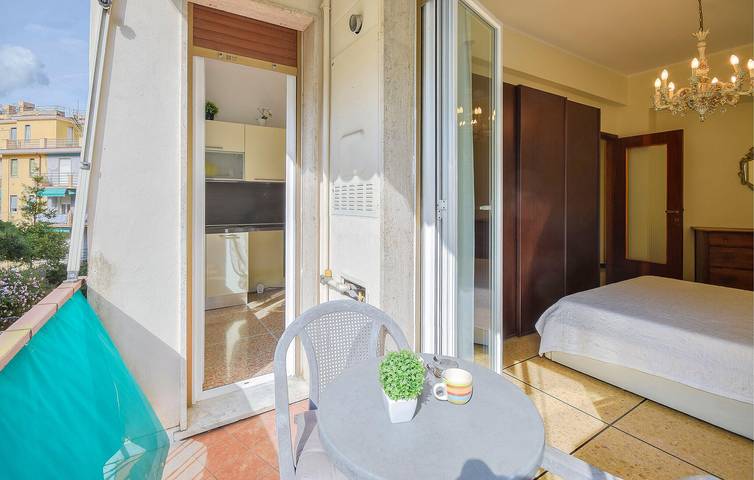 Appartamento intero, Rifugio sulla spiaggia con wifi, parcheggio, aria condizionata e terrazza in Rapallo (Città), Rapallo