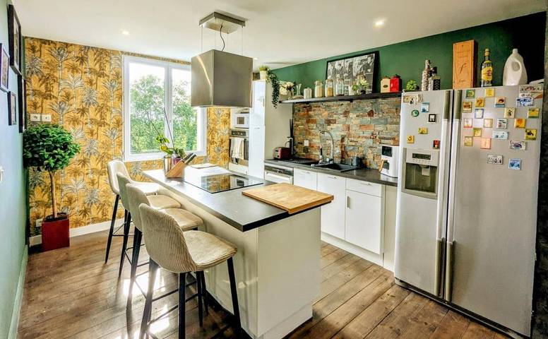 Location de vacances pour 6 personnes, avec vue ainsi que jardin et piscine à Mouguerre - 4