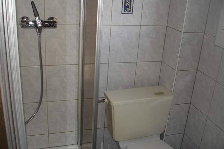 Ganze Wohnung, Matten Eg Süd Appartement/Fewo, Dusche, Wc 2 Zimmerwohnung, 2-Betten in Riederalp, Aletsch Arena