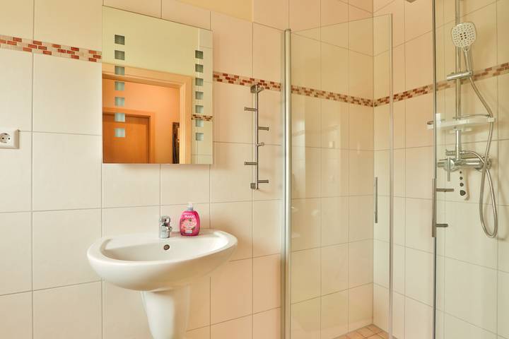 Holiday home for 6 people with garden in Nienhagen, Rostock and Surroundings