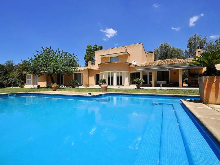 Finca für 8 Personen, mit Garten in Bunyola