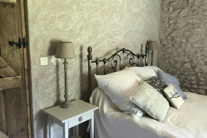 Location de vacances pour 18 personnes, avec jardin à Verteillac - 4