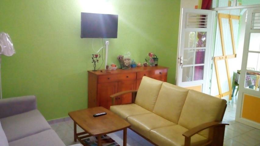 Gîte pour 6 personnes, avec piscine ainsi que jardin et terrasse dans Pointe-à-Pitre - 3