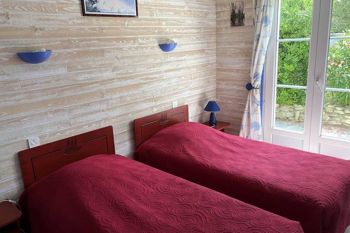 Location de vacances pour 10 personnes, avec terrasse et jardin dans Plage des Grenettes - 3