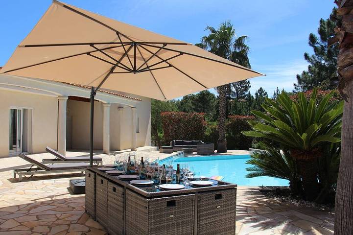 Maison de vacances pour 16 personnes, avec terrasse et jardin à Sari-Solenzara