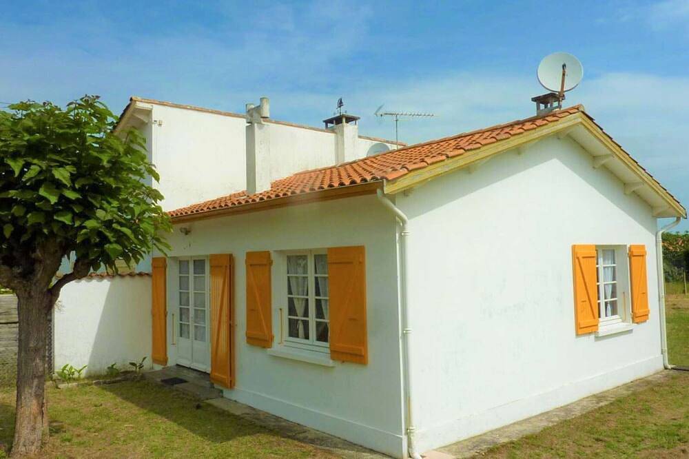 4-Zimmer-Haus mit Terrasse in Saint-Trojan-les-Bains, ideal für 6 Personen, inkl. Parkplatz und Reinigung in Saint-Trojan-les-Bains, Côte de Beauté