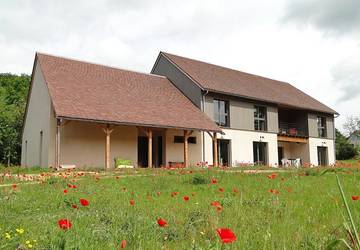 Gîte pour 20 personnes, avec jardin et balcon à Marcilhac-sur-Célé