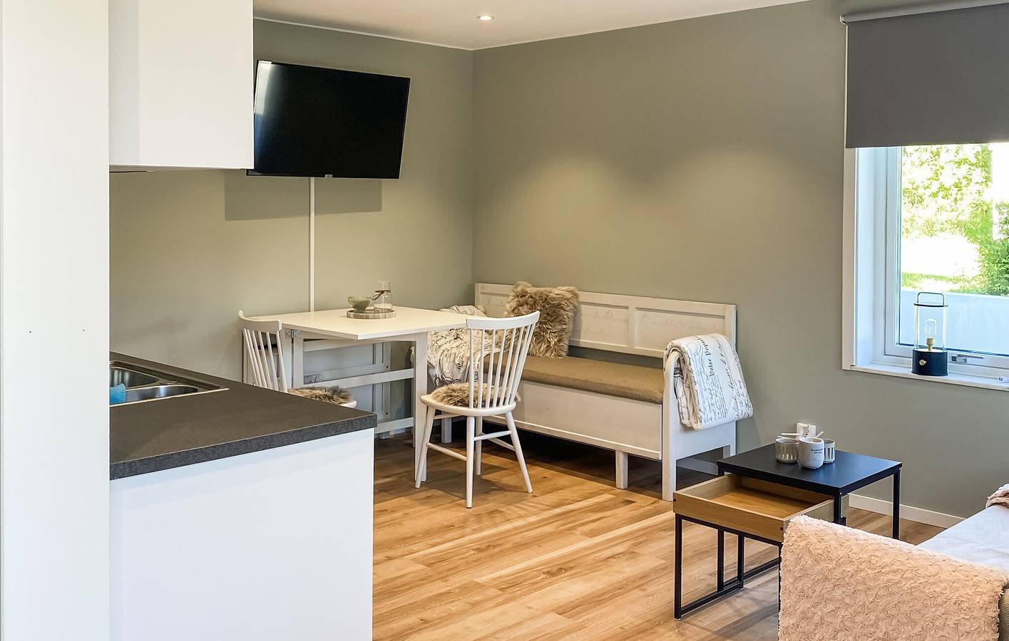 Ferienhaus für 4 Personen mit Terrasse in Motala, Vättern