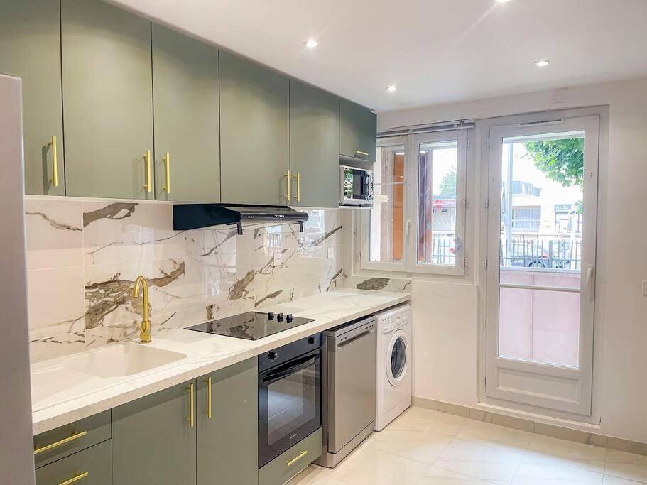 Appartement entier, Apartment in Neuilly-sur-Marne, Seine-Saint-Denis