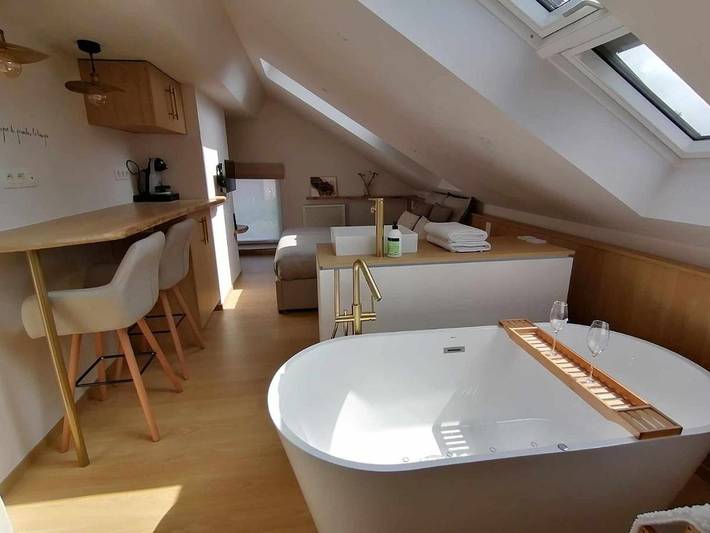 Maison d’hôte pour 2 personnes, avec Jacuzzi et Terrasse dans Région wallonne