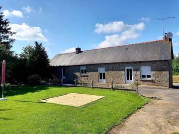 Gîte pour 5 personnes, avec jardin à Le Châtellier