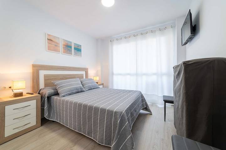 Appartement entier, First line Beach, Pool, Puerto Marina. in Benalmádena Costa, Benalmádena