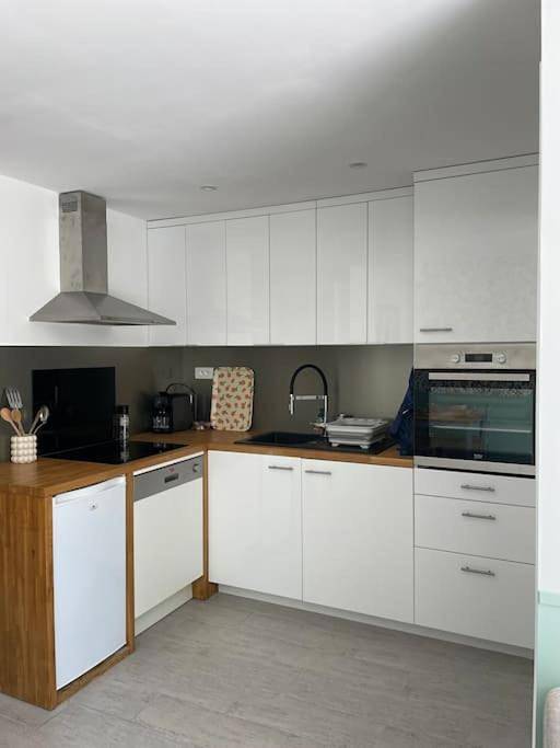 Gîte pour 4 personnes, avec terrasse et vue dans Plage Kerambigorn - 4