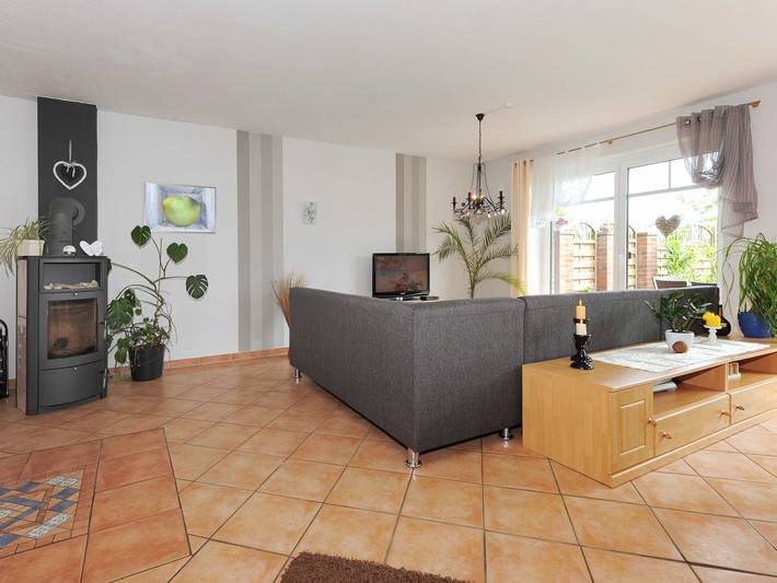 Ferienhaus für 7 Personen, mit Terrasse und Garten, kinderfreundlich in Bensersiel - 3