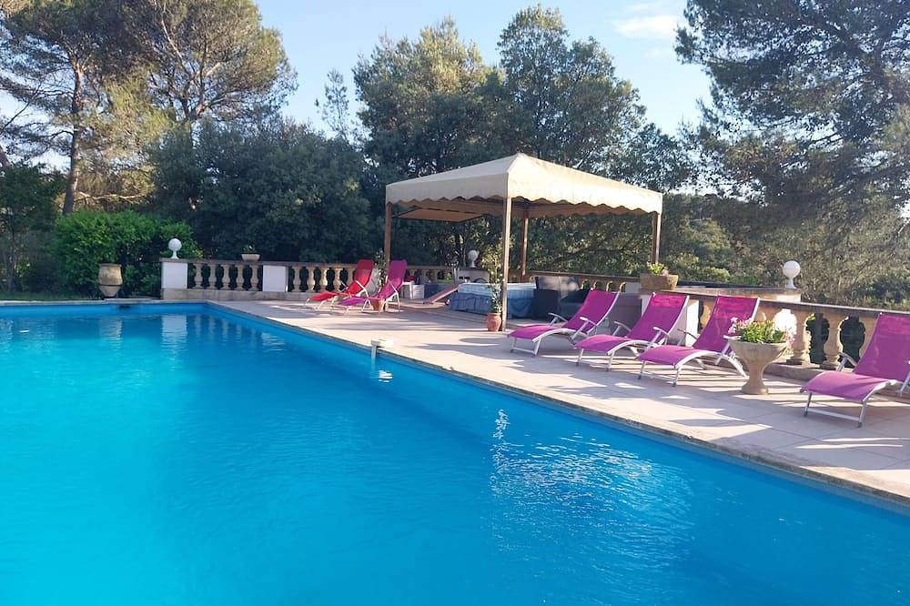 Appartement entier, Appartement en rdc de maison provençale avec accès indépendant Alpilles in Plan-d'Orgon, Région d'Arles