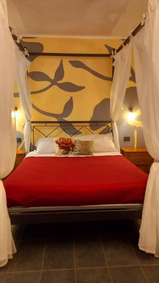 Double Room in Jesi, Ancona Provinz
