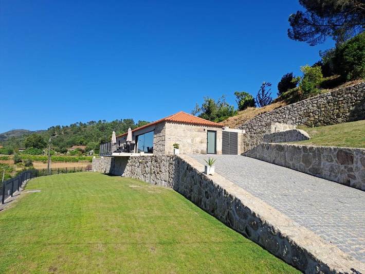 Casa rural para 4 personas, con jardín además de vistas y piscina en Ponte da Barca - 2