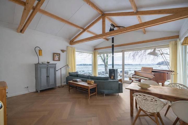 Location de vacances pour 2 personnes, avec Terrasse ainsi que Jardin et Vue dans Broek in Waterland