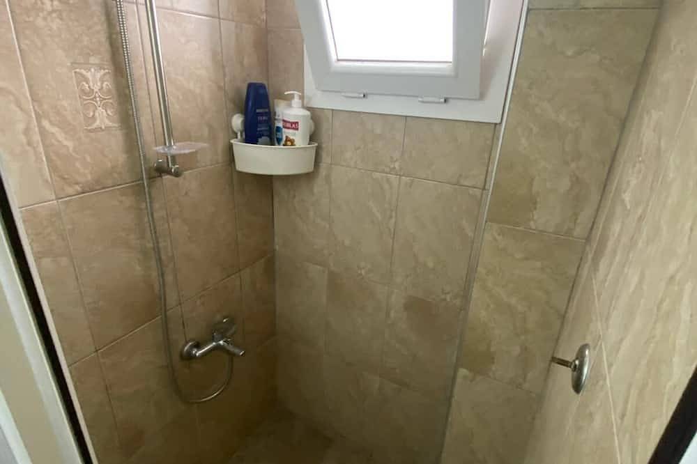 Ganze Wohnung, Cozy 2-bedroom condo with Wifi, Ac in beautiful İzmir in Izmir, Provinz Izmir