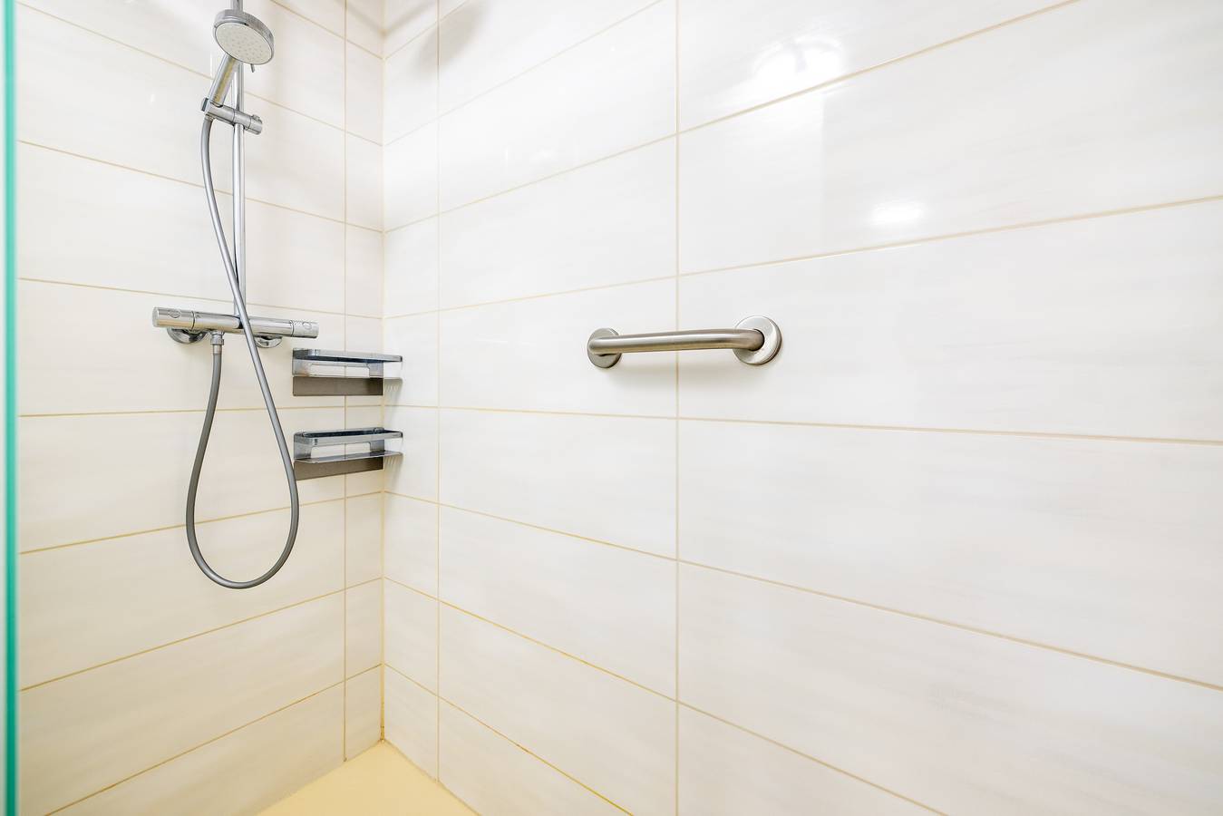 Geheel vakantieappartement, Vakantieappartement voor 4 personen met balkon in Südstrand (gebührenfrei), Wilhelmshaven